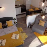 Apartment M *